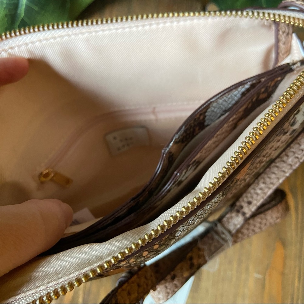 Snakeskin Convertible Crossbody Shoulder Purse 🤎🤍 - Picture 3 of 9